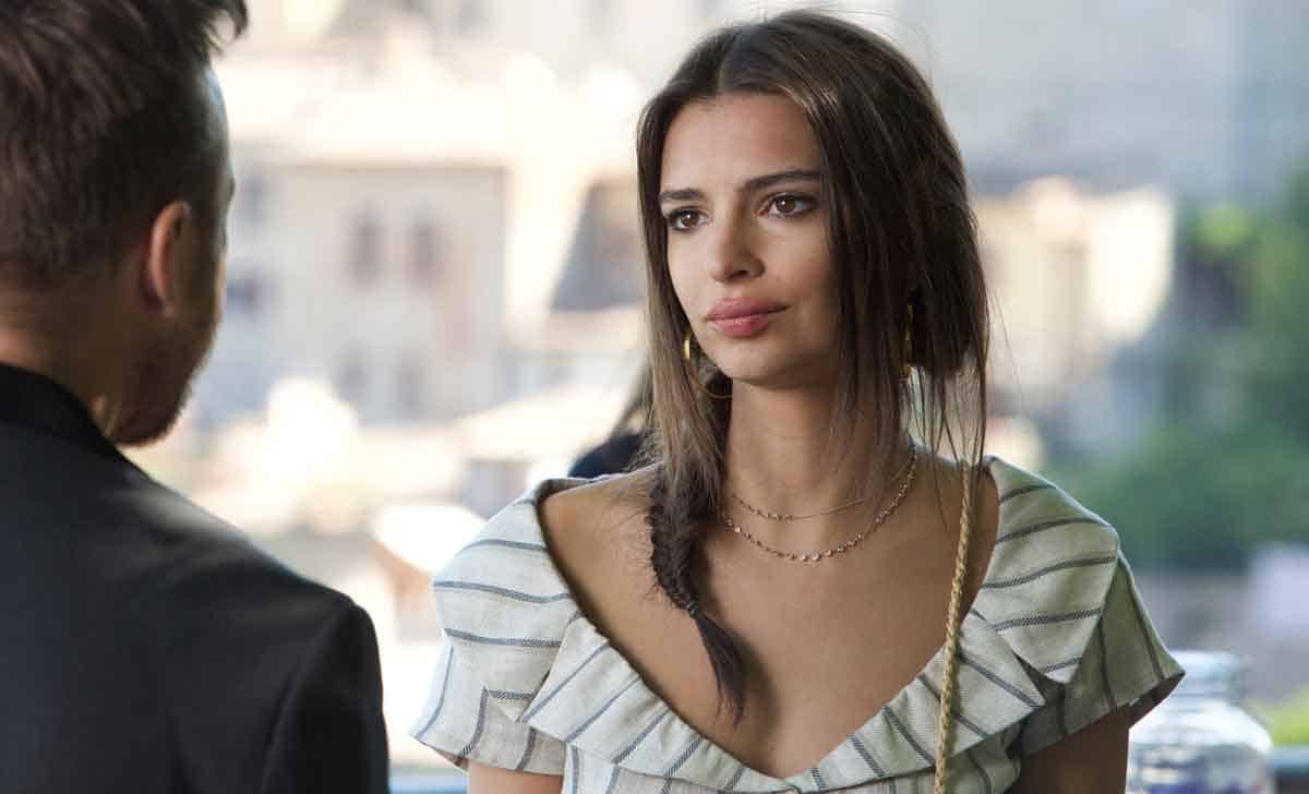 emily ratajkowski en welcome home