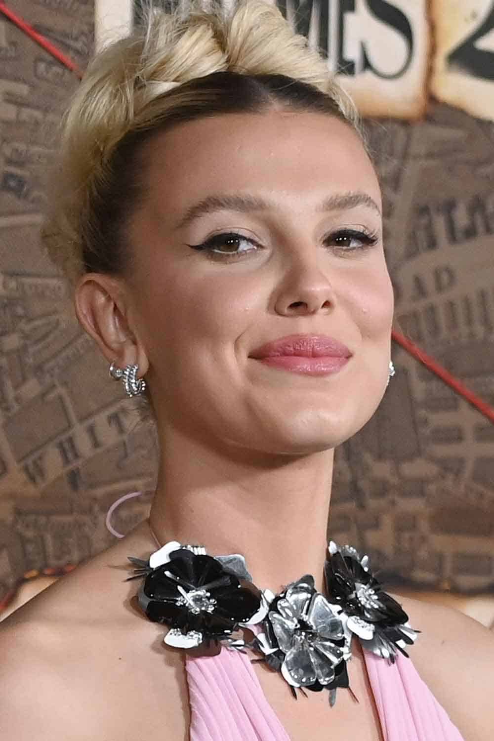 millie bobby brown serie sobrenatural