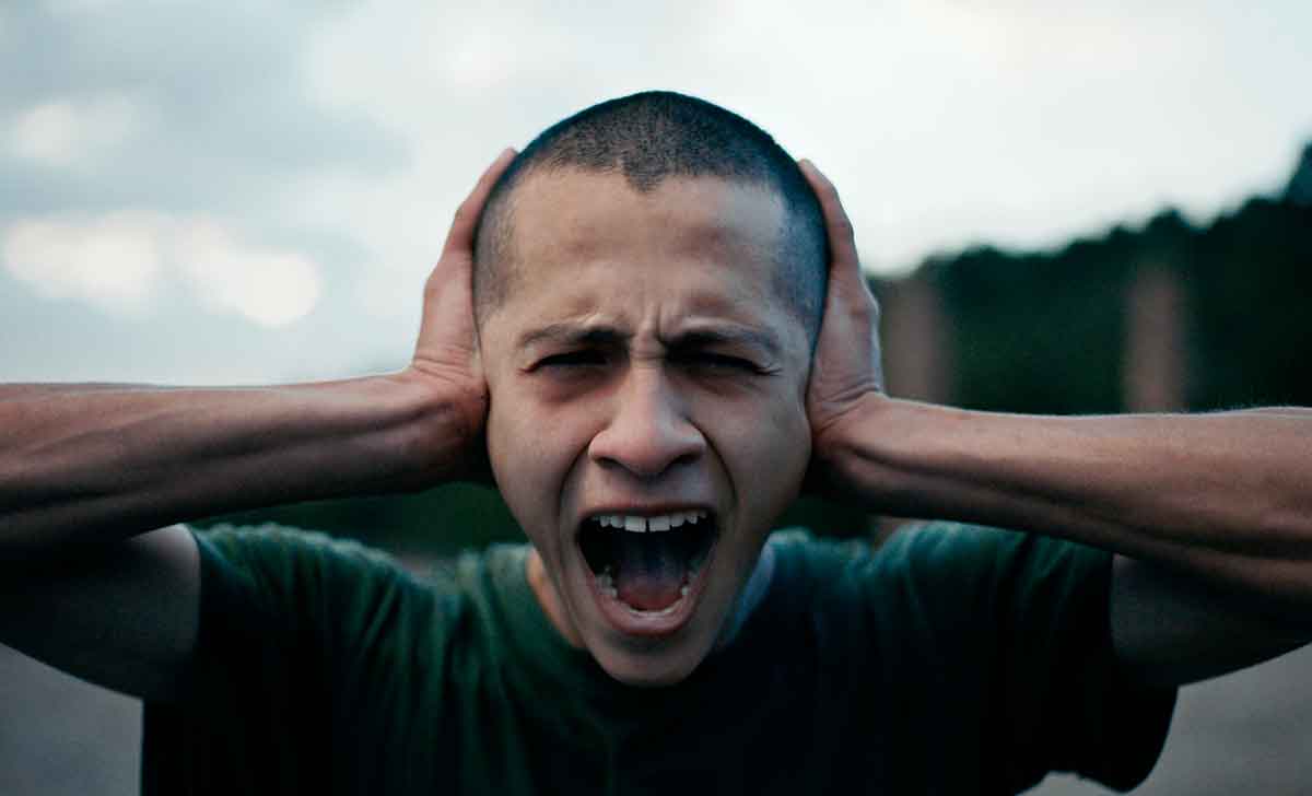 HEROICO: El lado oscuro del ejército Méxicano fotograma de heroico de david zonana