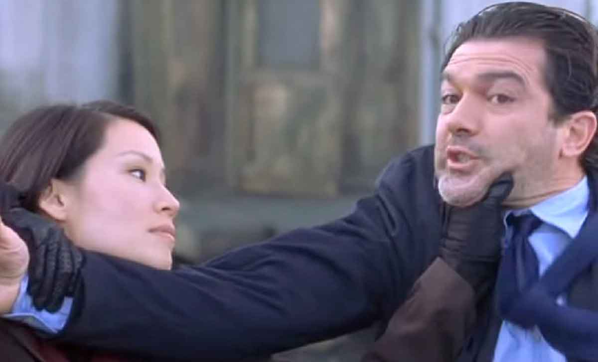 película de acción de lucy liu y antonio banderas