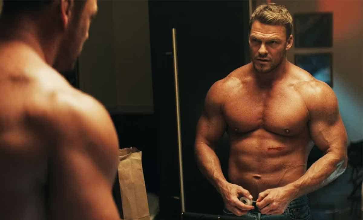 Alan Ritchson jack reacher