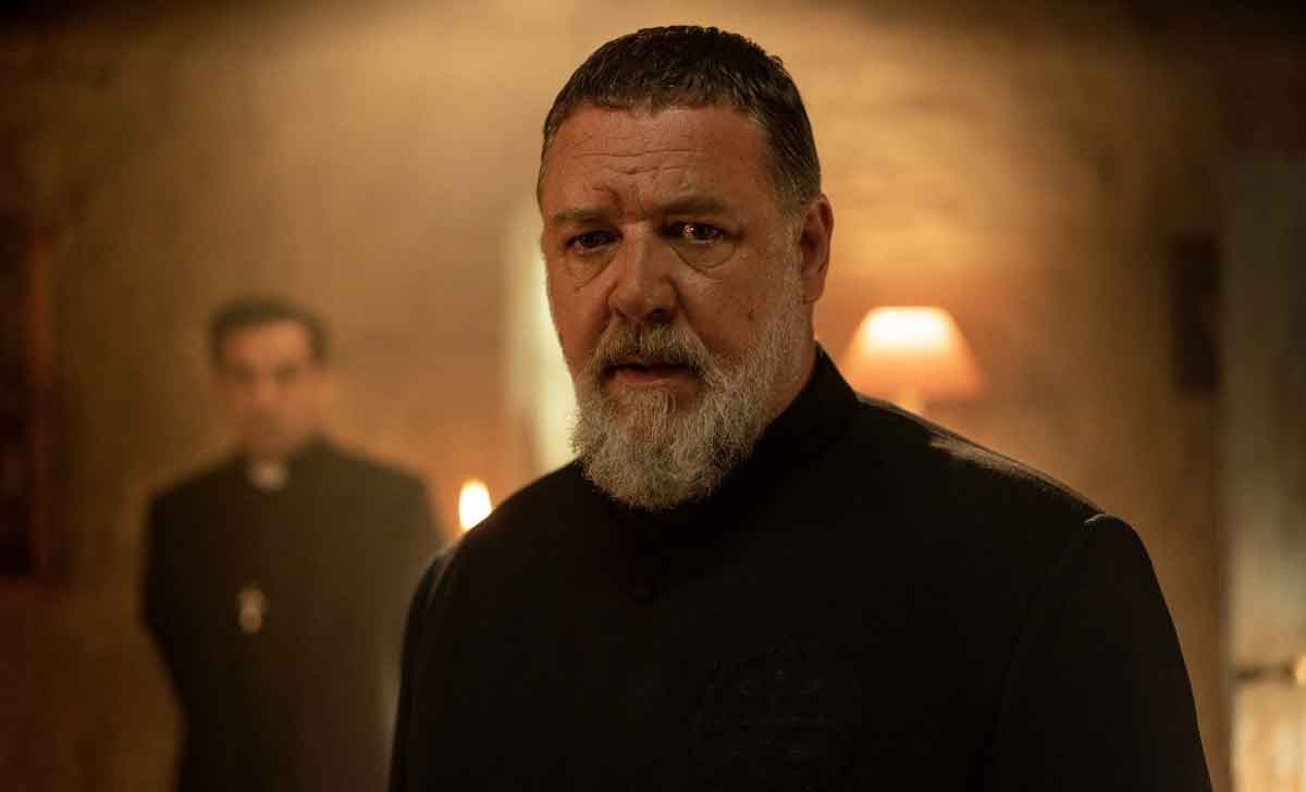 Fotograma de El exorcista del papa con Russell Crowe como protagonista