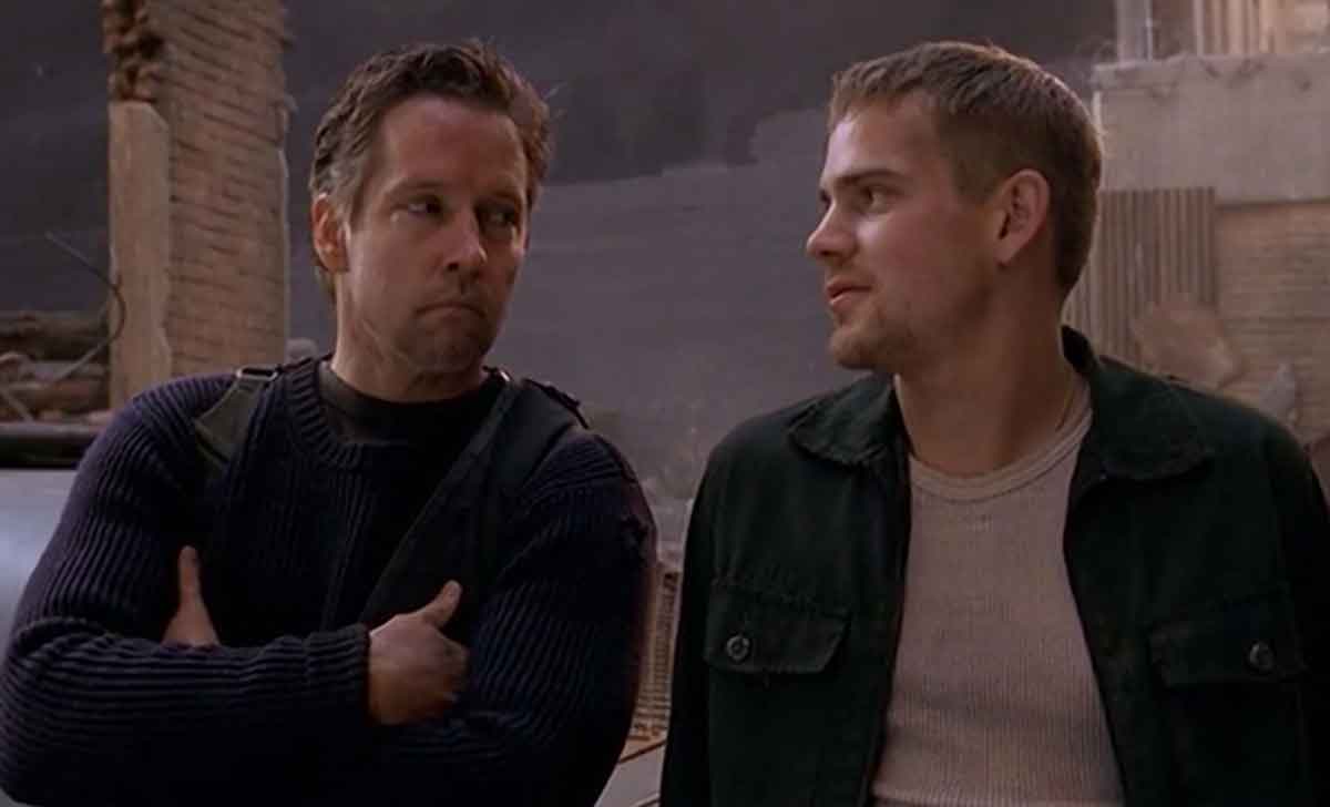 serie de ciencia ficción - harsh realm