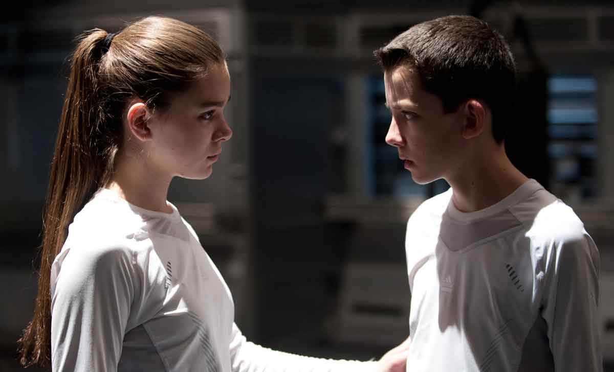 el juego de ender (2013)