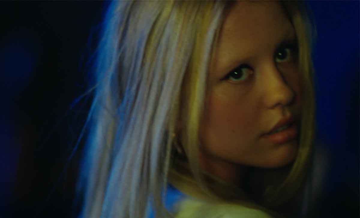 Piscina infinita (2023)