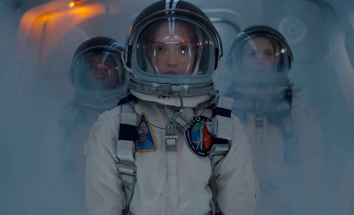 serie de ciencia ficción de Apple TV+ de 2022 - Circuit Breakers (Interruptores)