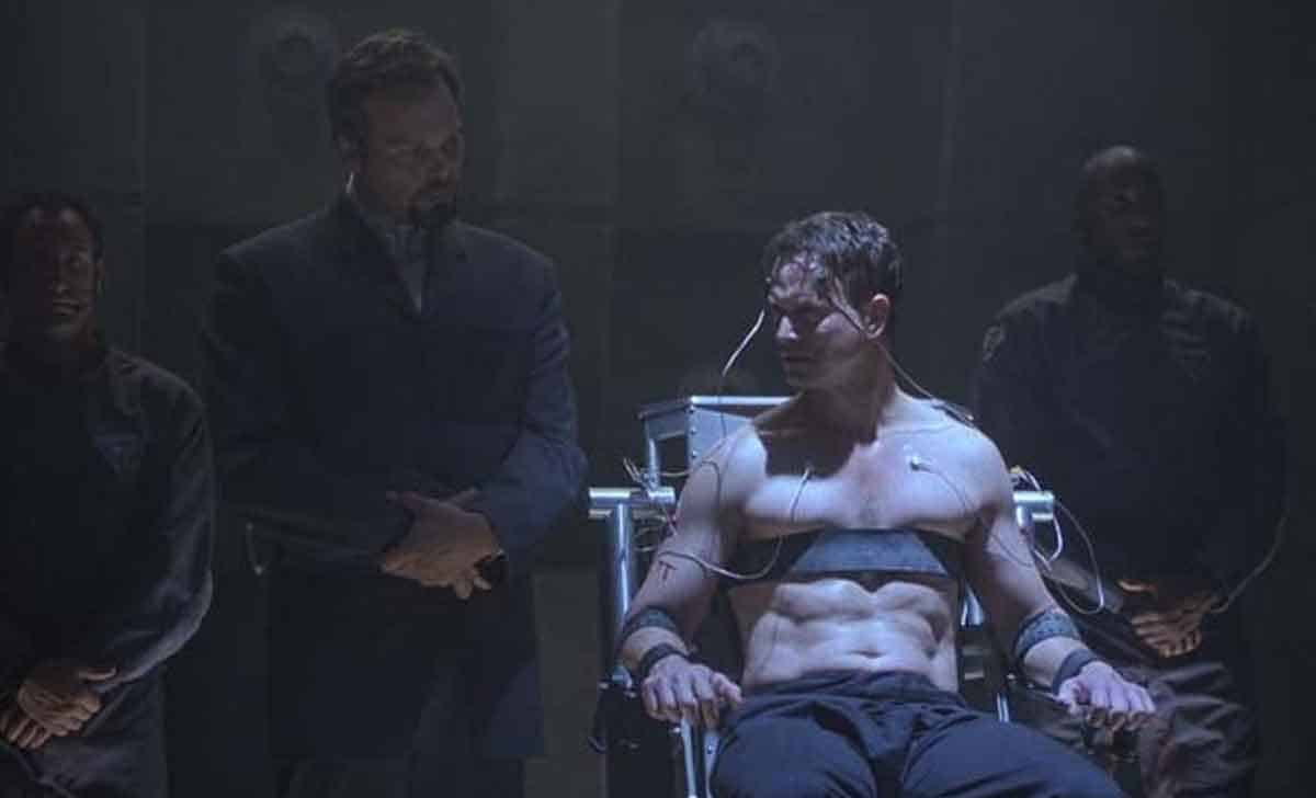 película de ciencia ficción impostor (infiltrado) de 2001