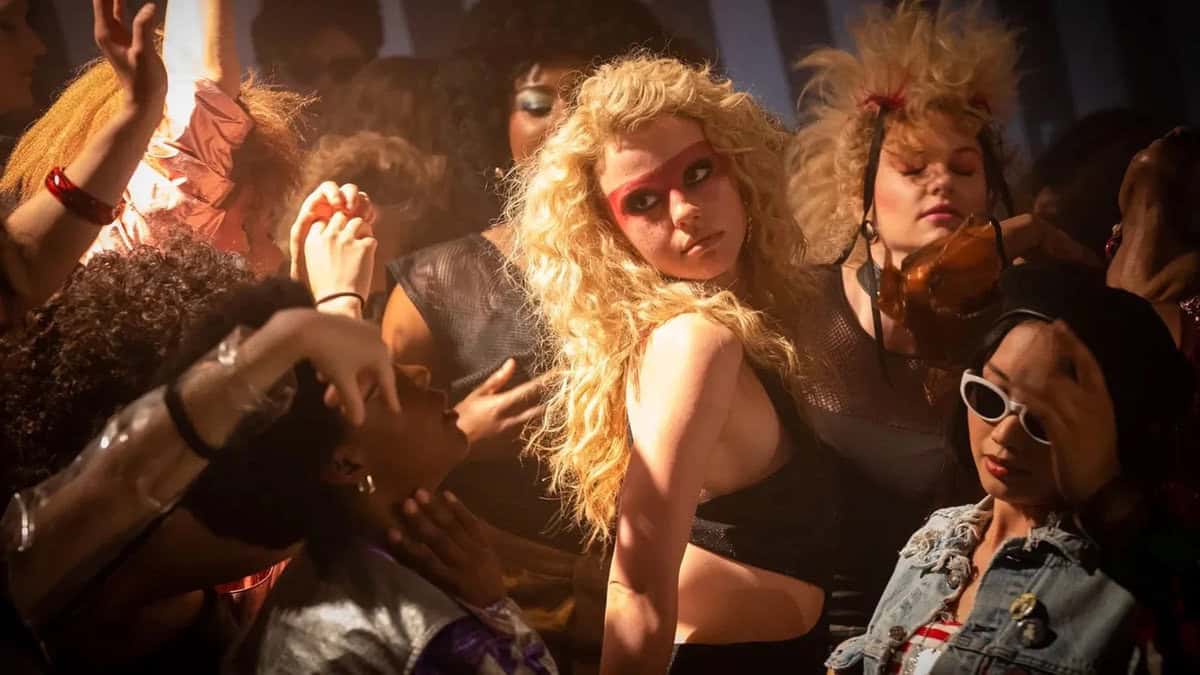 MAXXXINE. No parodies ni no sabes.