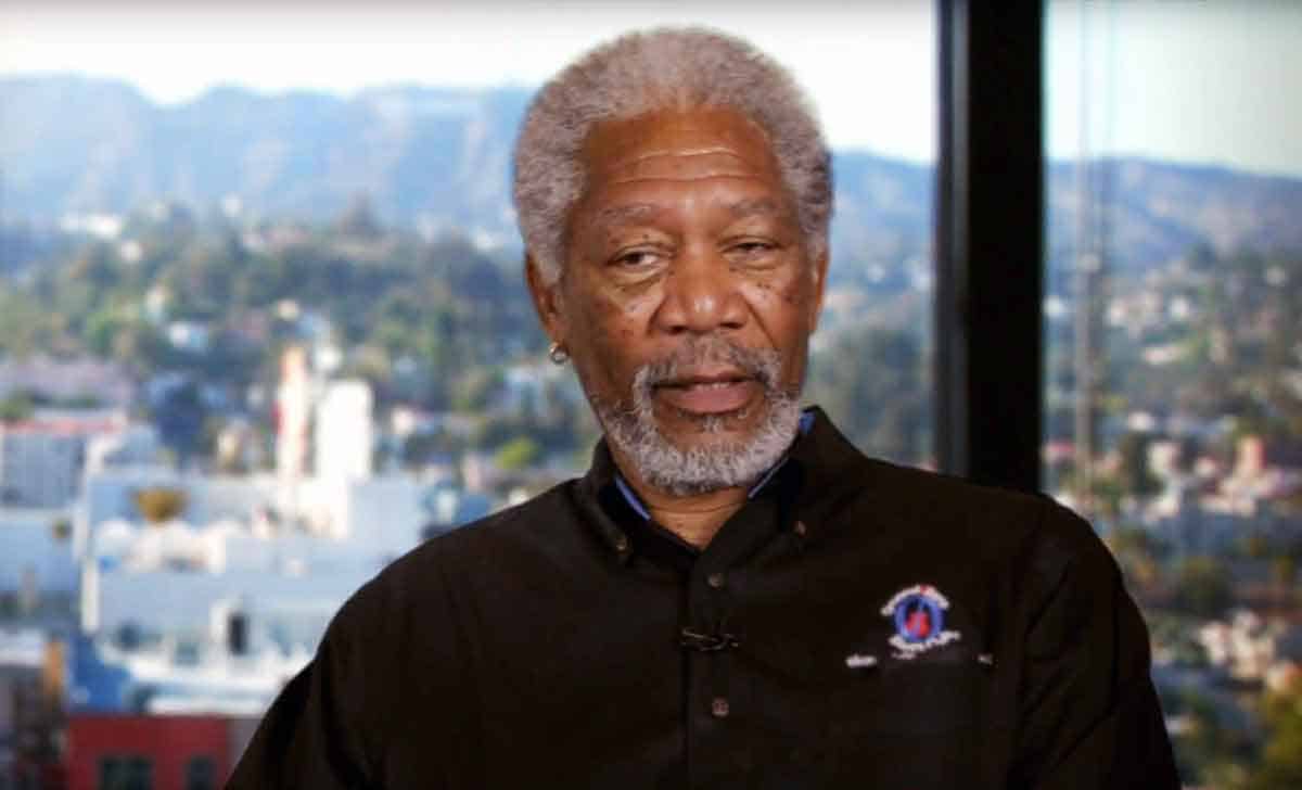 Morgan Freeman contra la IA