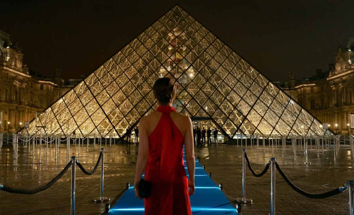 la diplomática de netflix