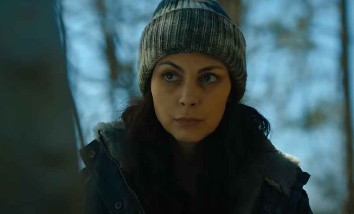 Elevation Morena Baccarin