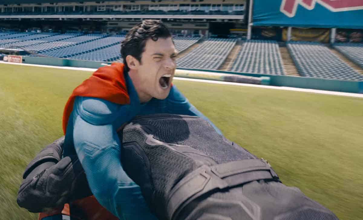 Superman (2025) comparte la canción completa del tráiler superman
