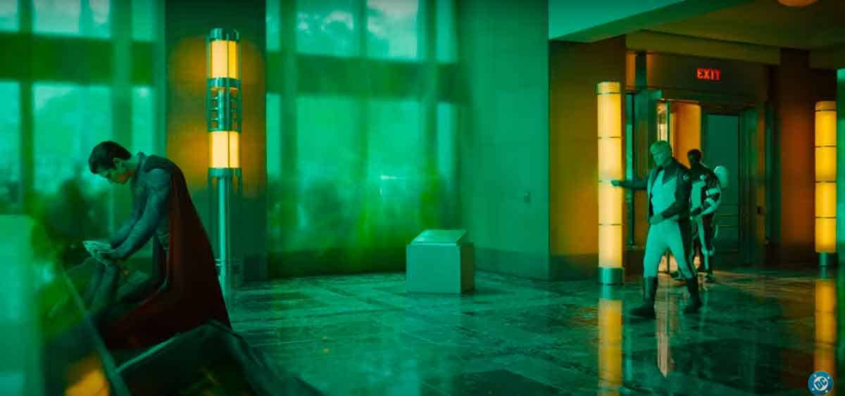 James Gunn y David Corenswet revelan los secretos detrás del nuevo traje de Superman fotograma superman james gunn