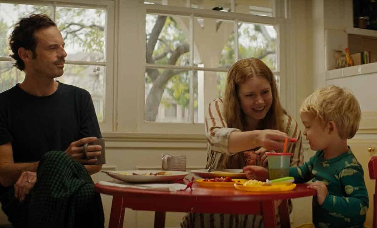 amy adams and scoot mcnairy in nightbitch. photo courtesy of searchlight pictures. © 2024 searchlight pictures all rights reserved.