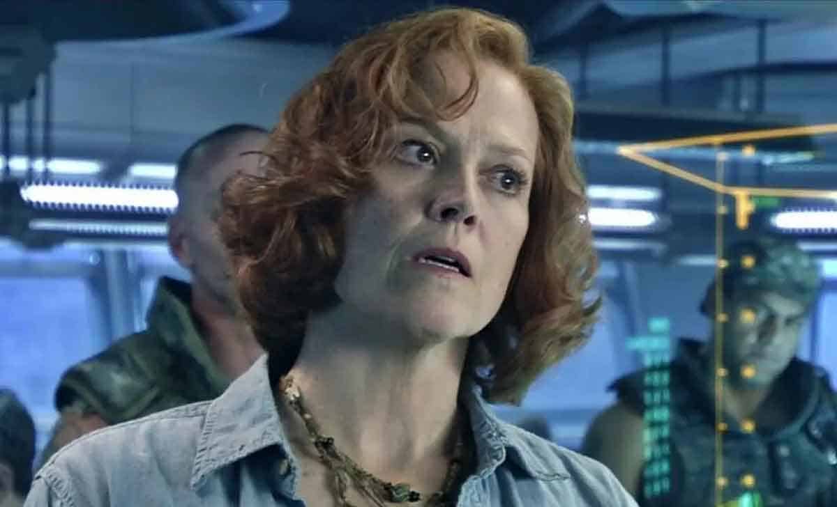 sigourney weaver the mandalorian and grogu