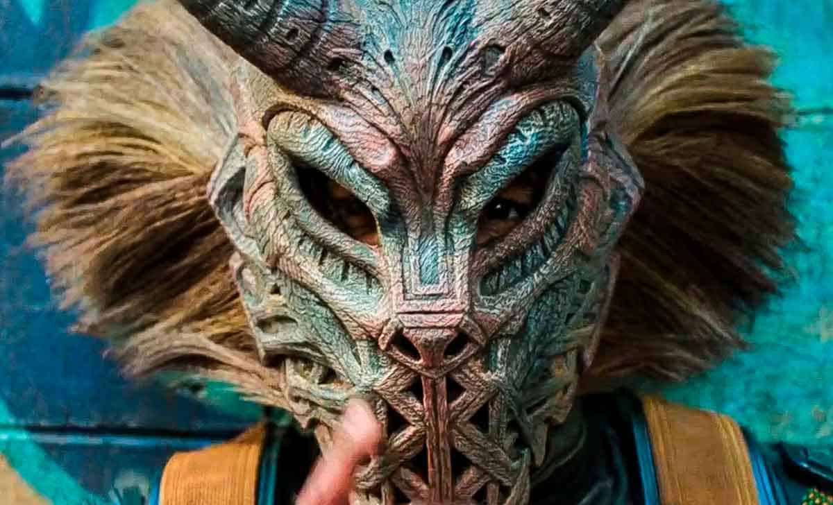 el profundo significado detrás de la escena del museo en black panther: la conexión oculta con la mitología