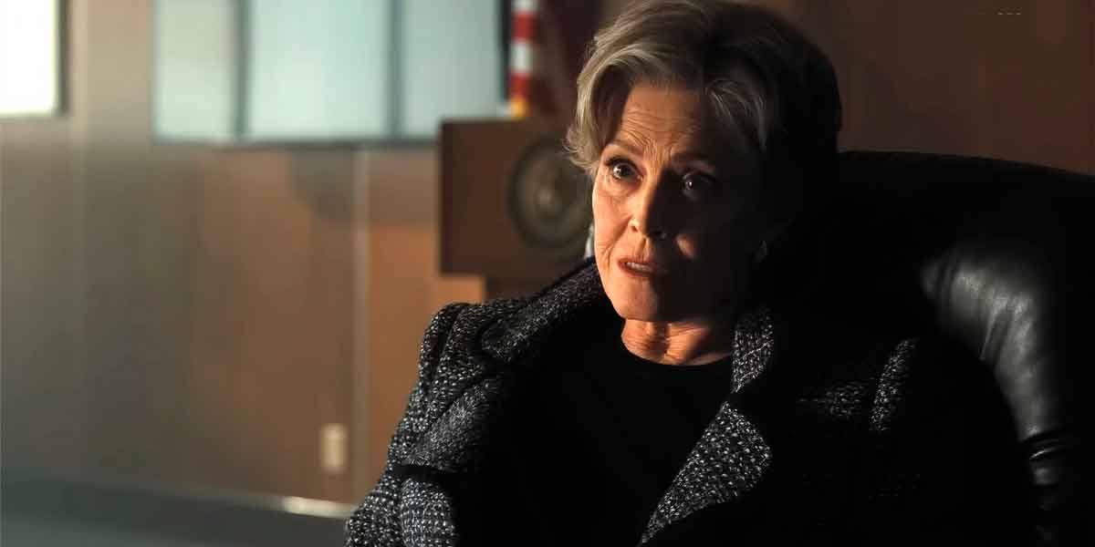 sigourney weaver the gorge