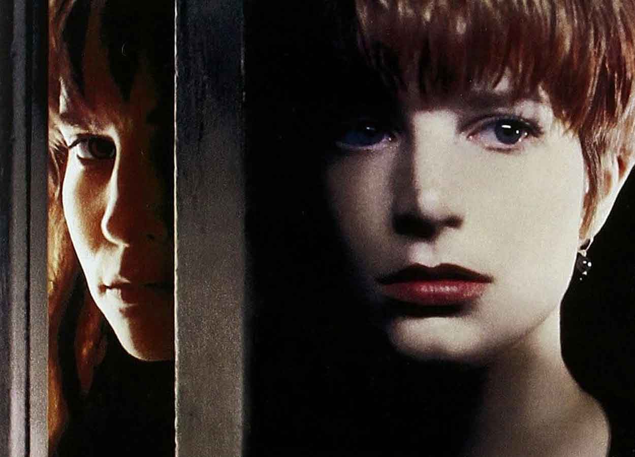 Película de terror de culto de los 90 tendrá un remake con un elenco estelar bridget fonda and jennifer jason leigh in mujer blanca soltera busca