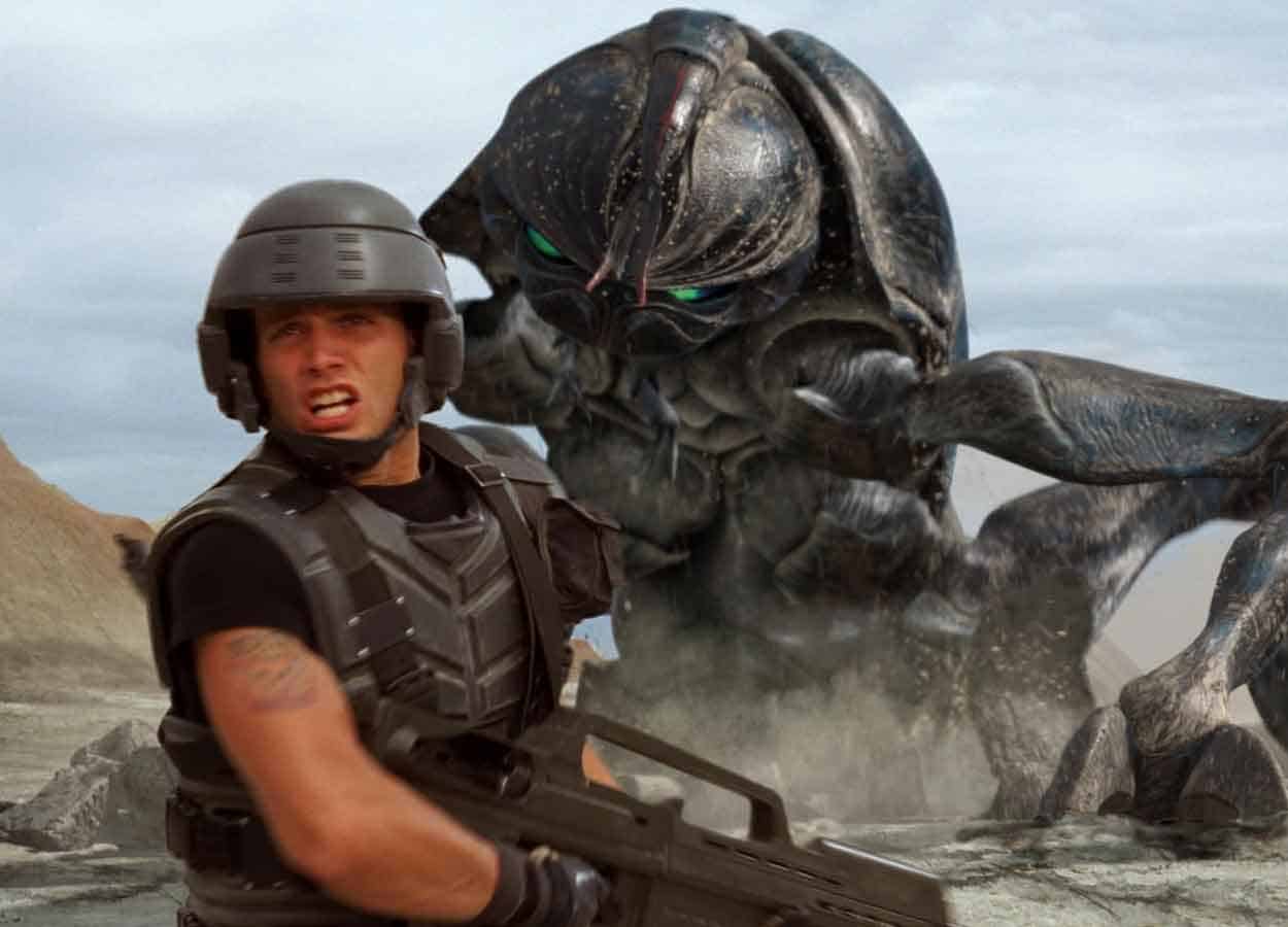 starship troopers (las brigadas del espacio) (1997)