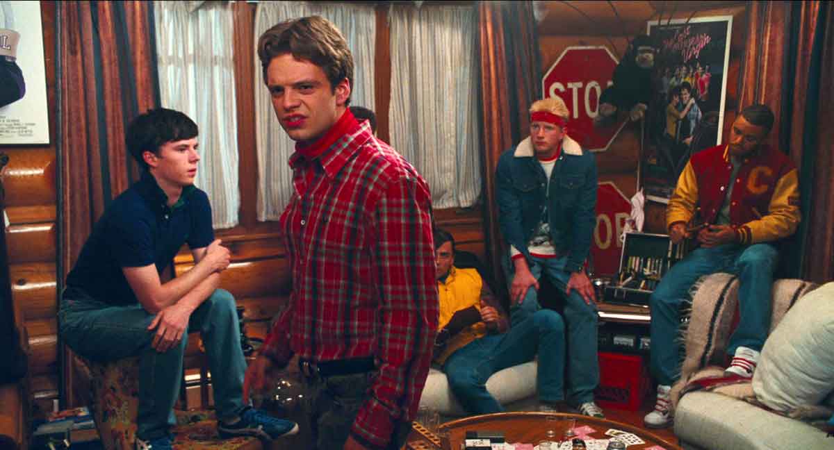 sebastian stan en jaacuzzi al pasado (hot tub time machine)