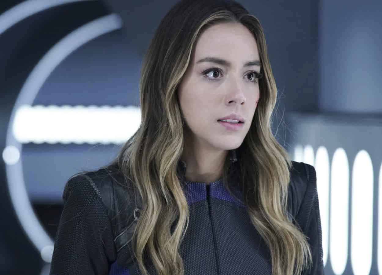 chloe bennet como quake