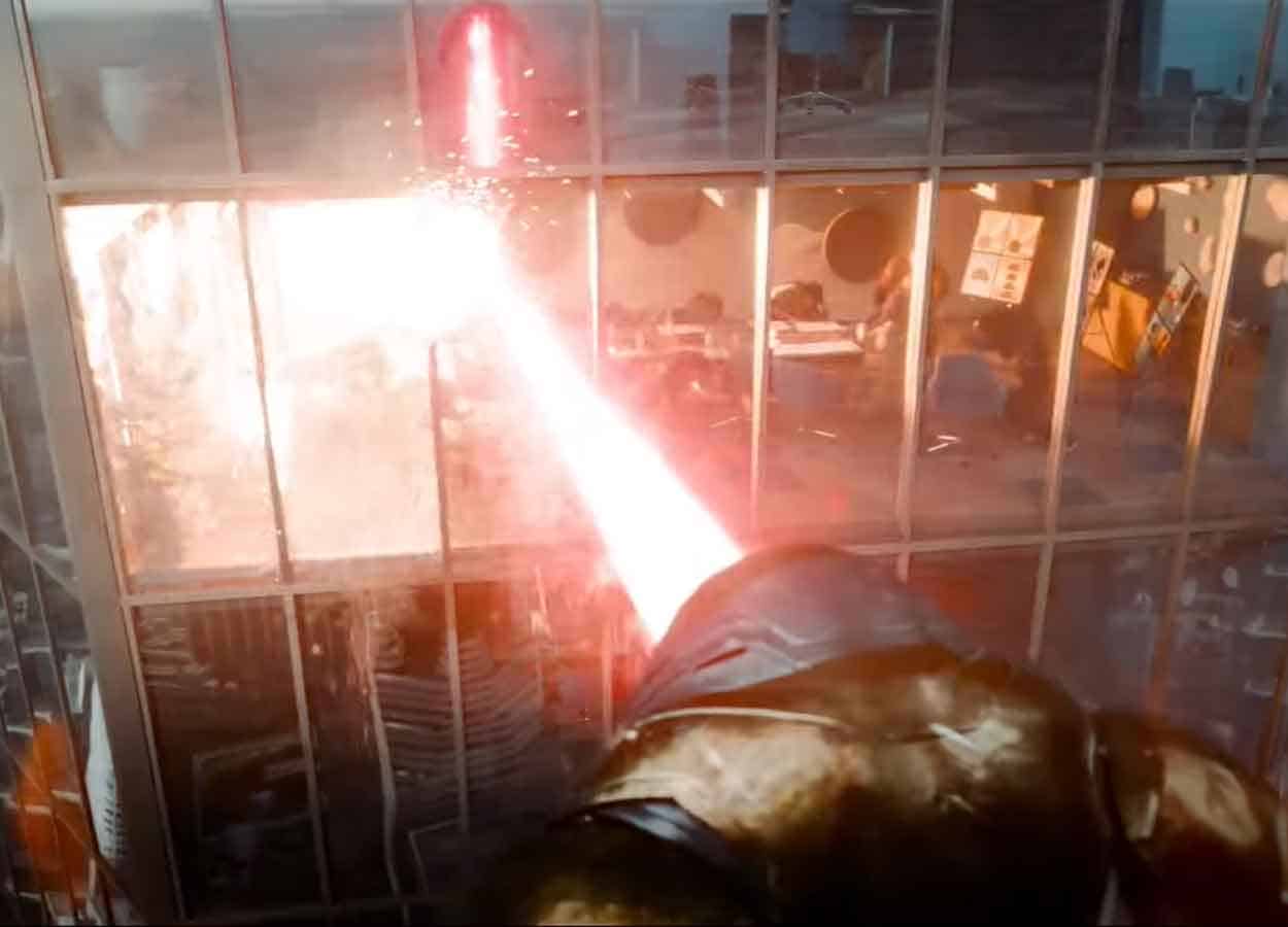 superman vs martillo de boravia