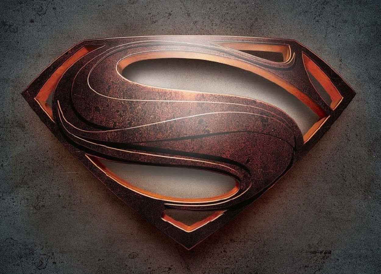 el hombre de acero (man of steel)