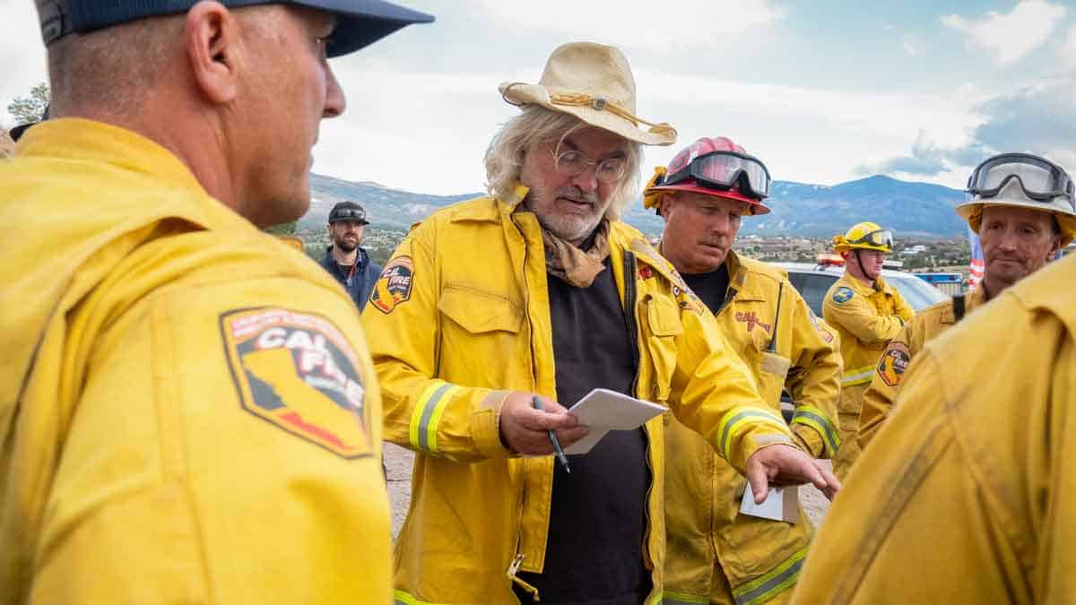 paul greengrass en «laberinto en llamas», próximamente en apple tv+.