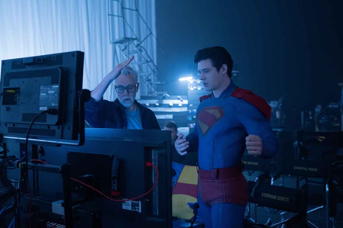 (l to r) director james gunn and david corenswet on the set of dc studios’ and warner bros. pictures’ “superman,” a warner bros. pictures release.