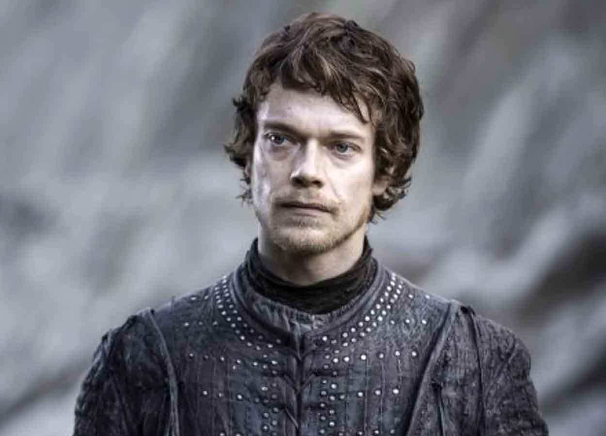 alfie allen como theon greyjoy en juego de tronos