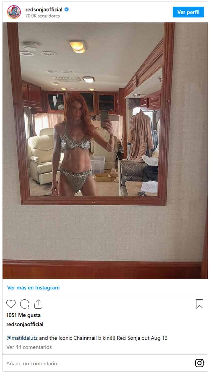 Red Sonja bikini metálico