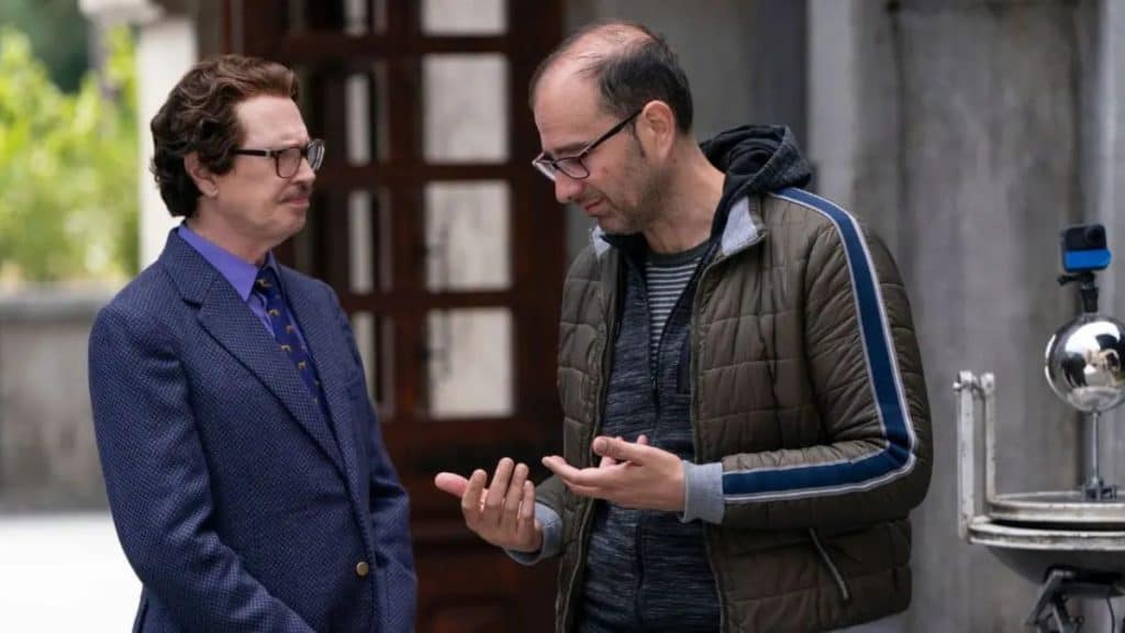 Paco Cabezas en Miércoles-dando instrucciones a Steve Buscemi