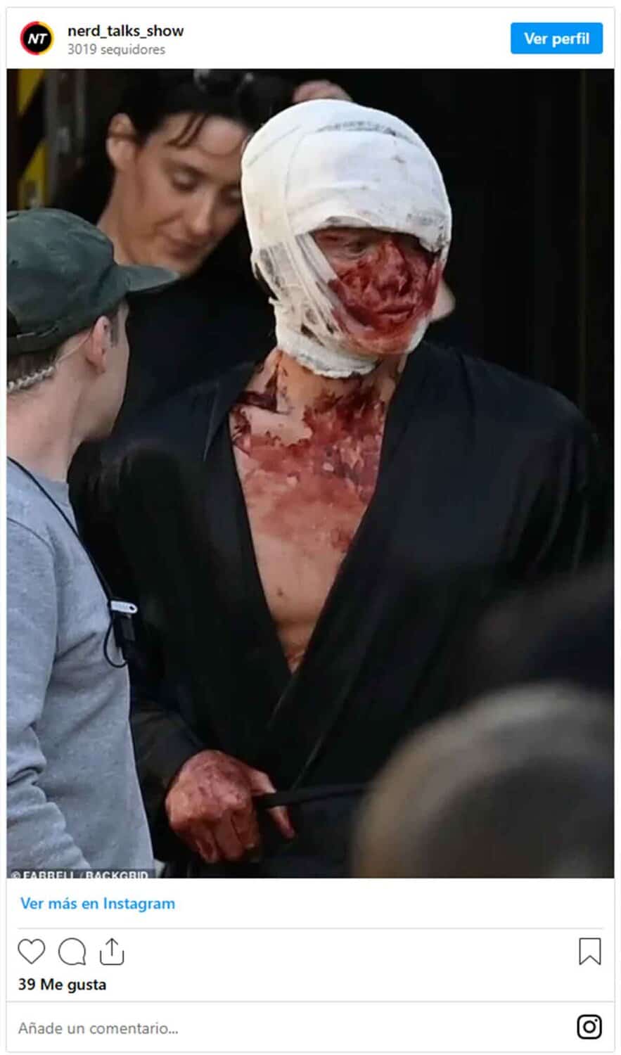 tom rhys harries en el rodaje de clayface