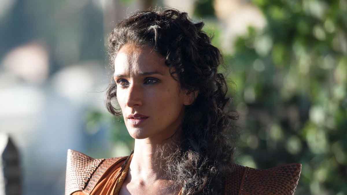 Indira Varma como Ellaria Sand en Juego de Tronos