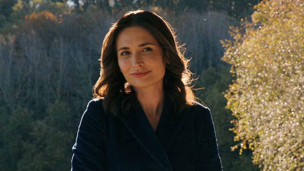 La serie de ciencia ficción más impactante de 2025 mezcla alienígenas y la felicidad humana pluribus serie de ciencia ficción