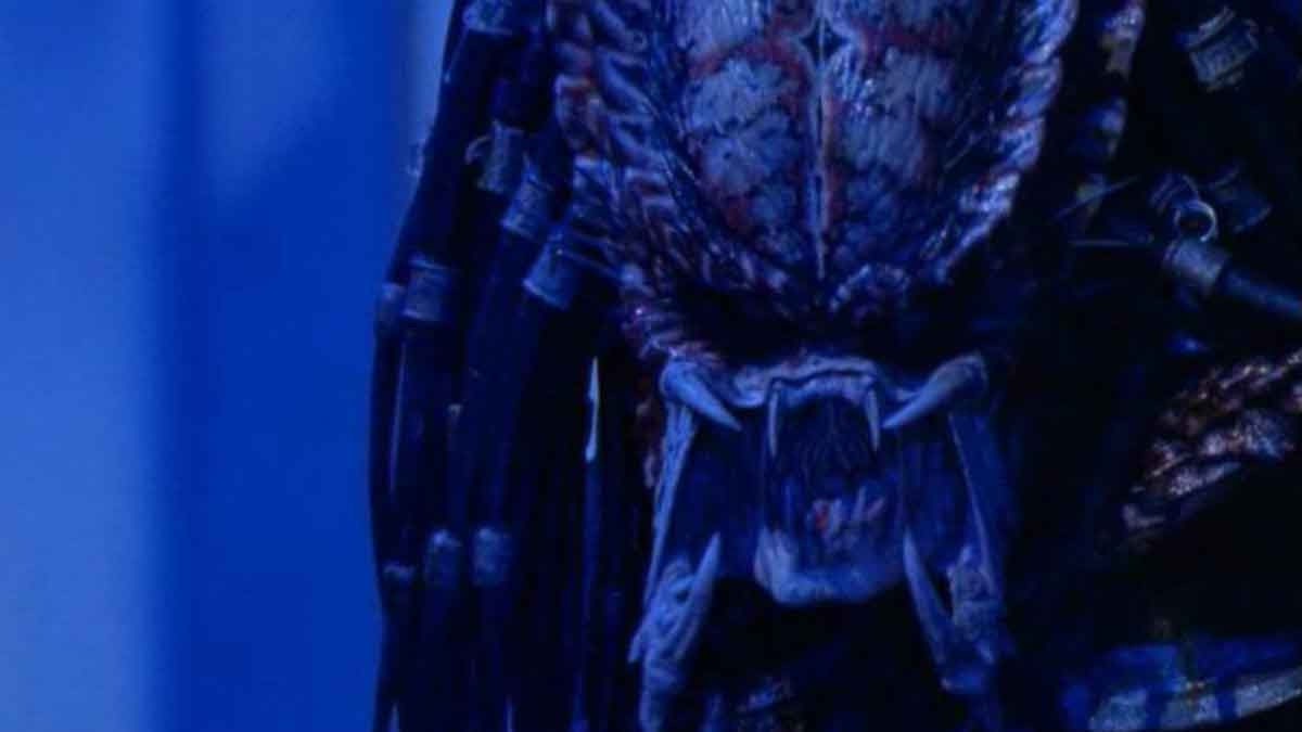 predator 2 cumple 35 años