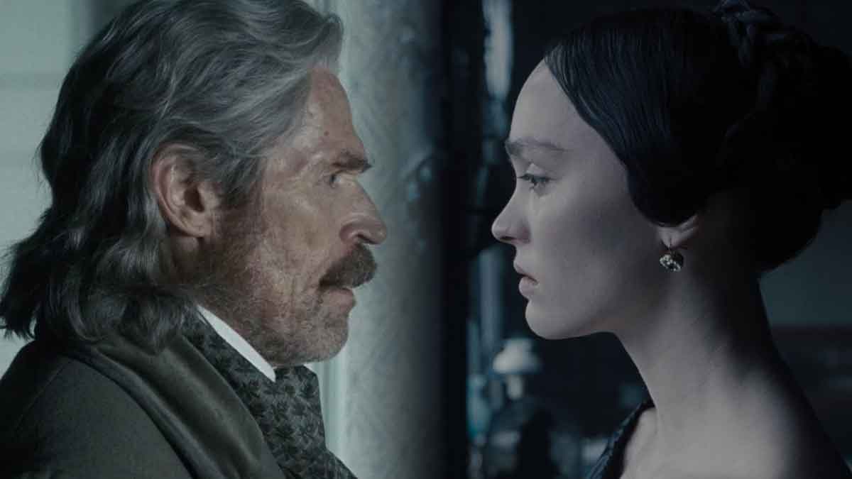 willem dafoe y lily-rose depp en el rodaje de werwulf