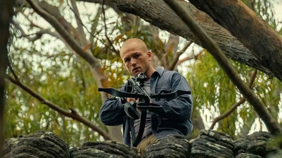 primera imagen de apex película de charlize theron y taron egerton