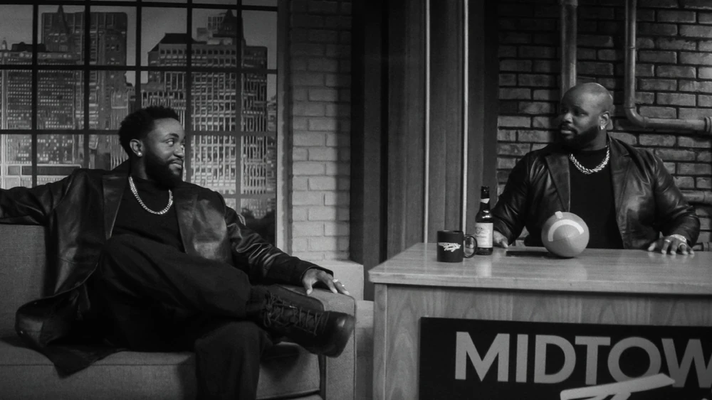 Wonder Man se desata con cameos y guiños al MCU: los easter eggs más locos de la serie doorman