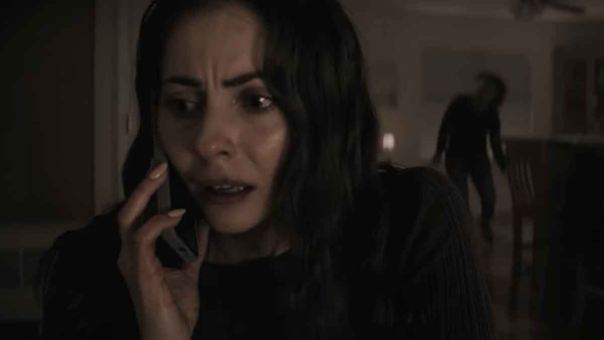 tráiler de the mortuary assistant