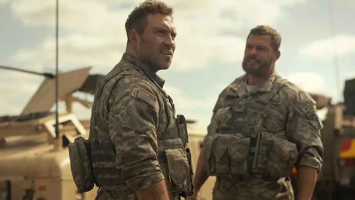 alan ritchson en war machine (maquina de guerra)