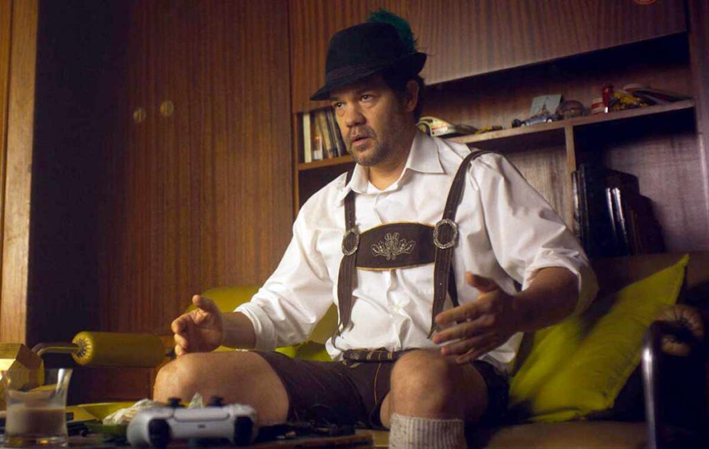 Estrenos del 13 de febrero de 2026: romance salvaje, thrillers sin freno y cine para todos los gustos castigo divino