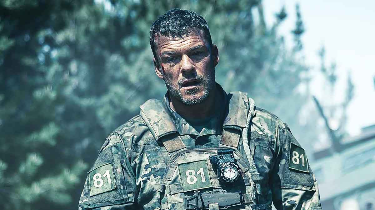 alan ritchson en war machine