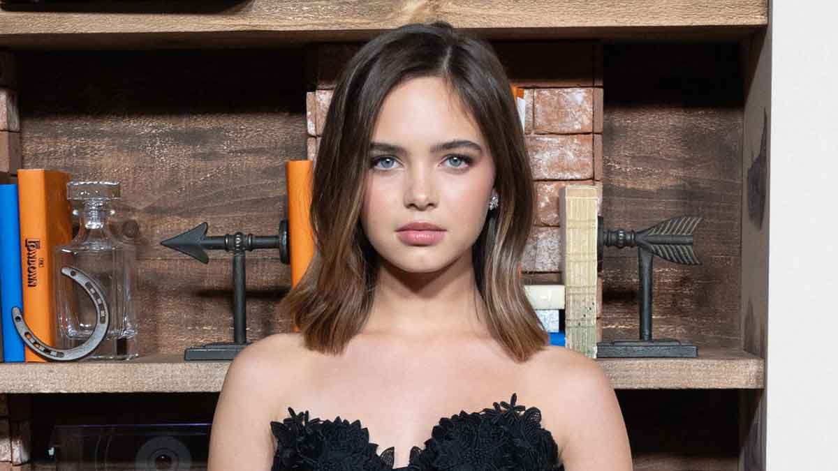 ryan kiera armstrong cordonpress