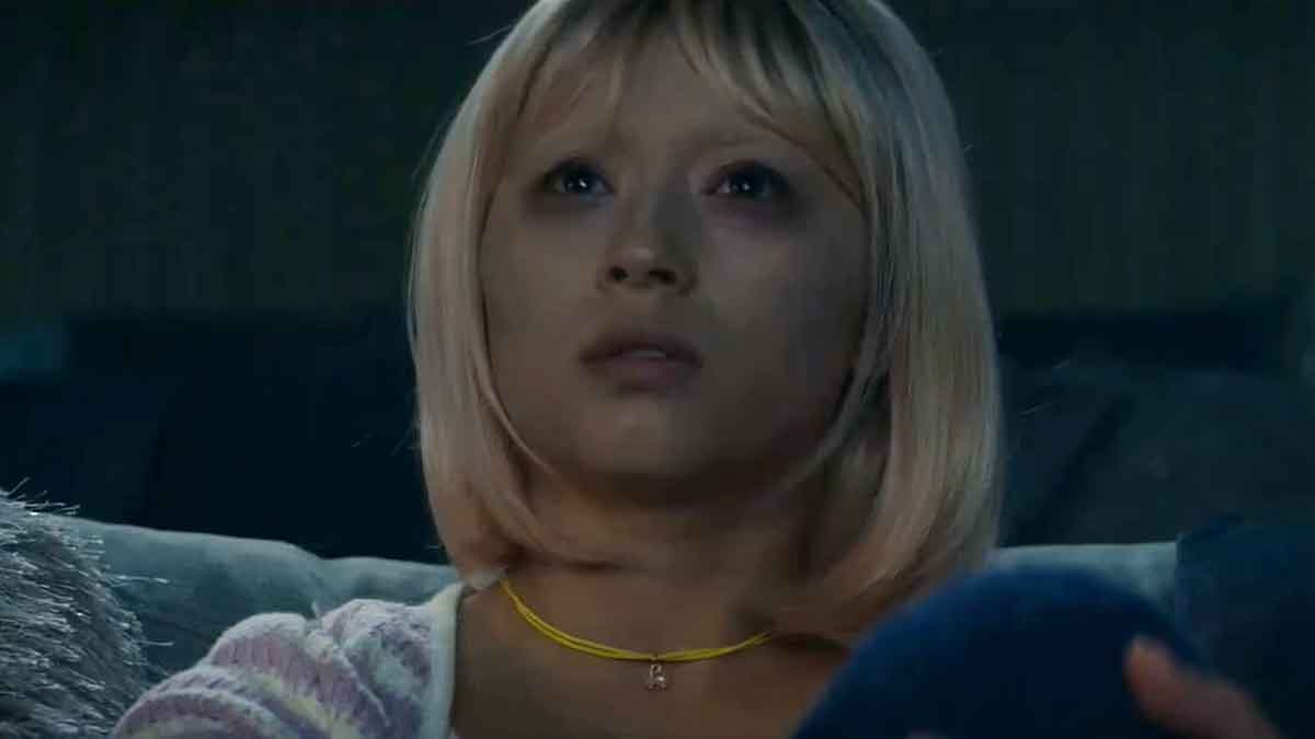 samantha cochran en the cure (2026) pel&iacute;cula de ciencia ficci&oacute;n