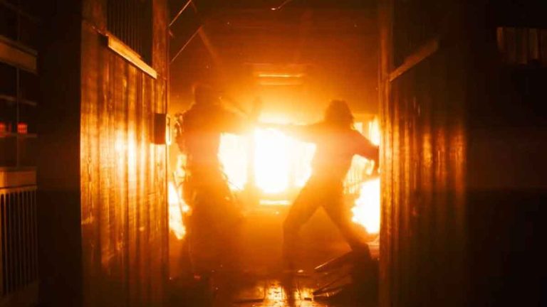 elias knoll en supergirl