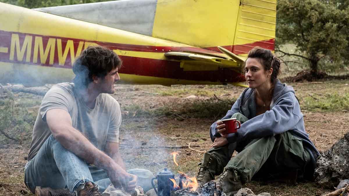 jacob elordi y margaret qualley en the dog stars