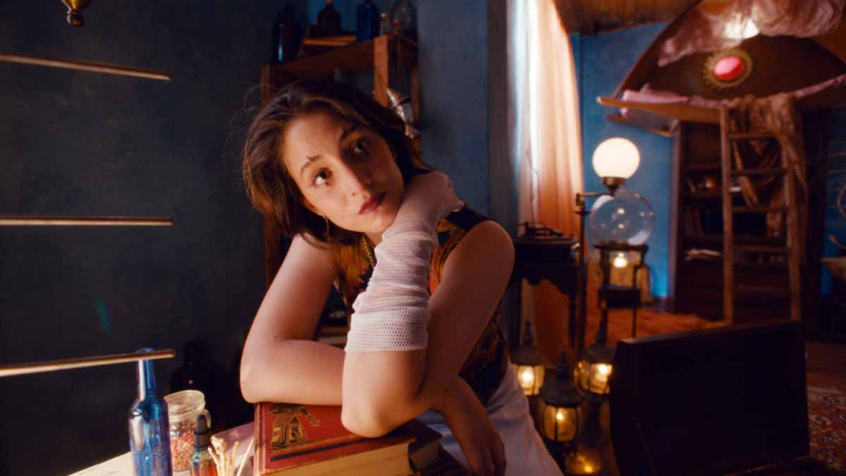 llueve sobre babel fotograma