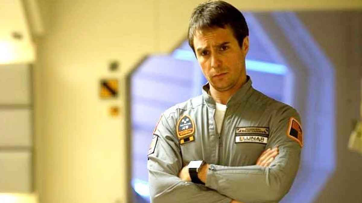 moon (2009) pel&iacute;cula de ciencia ficci&oacute;n