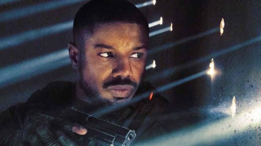 michael b jordan en sin remordimientos (2021)